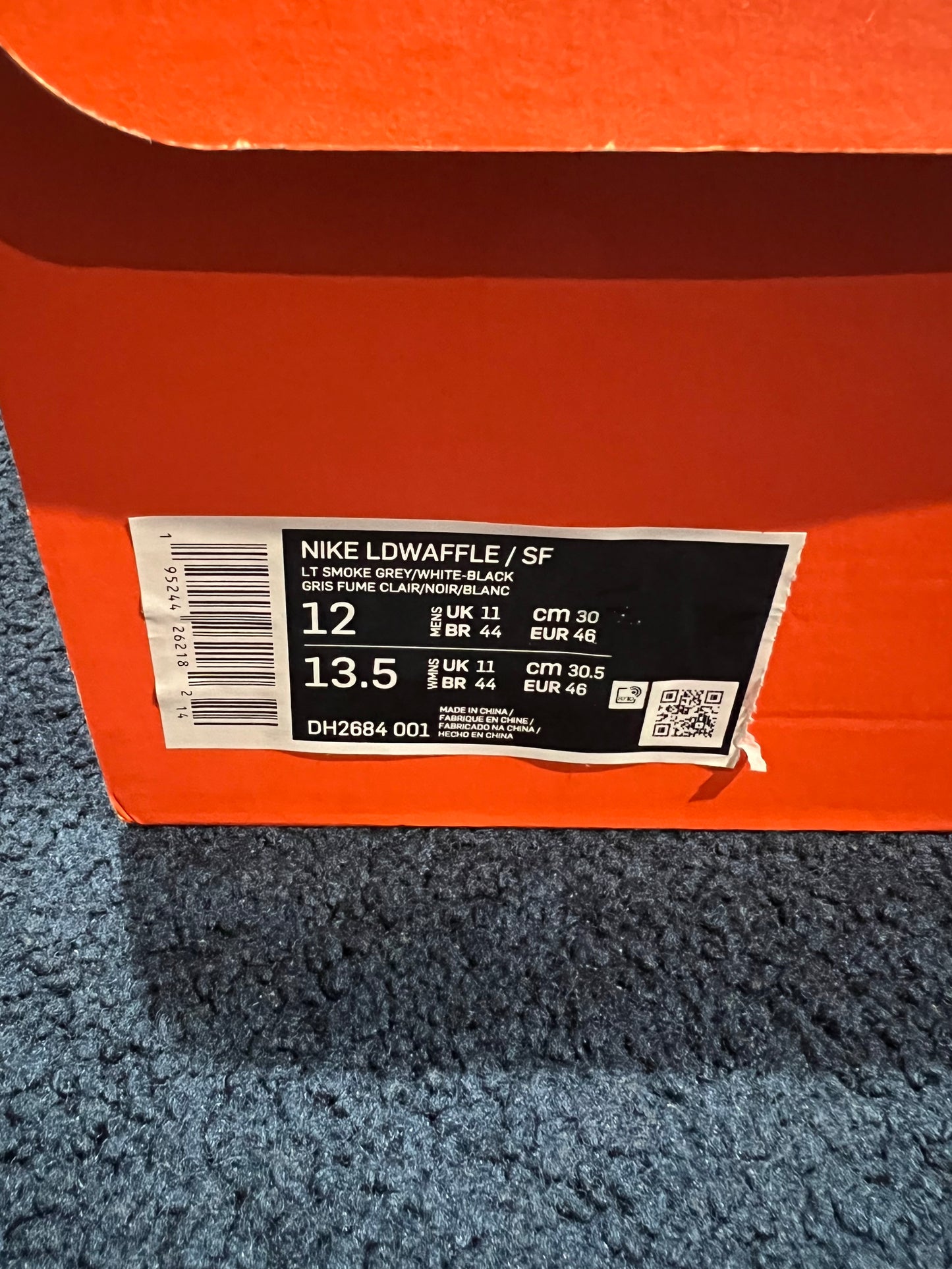 Nike LD Waffle SF sacai Fragment Grey